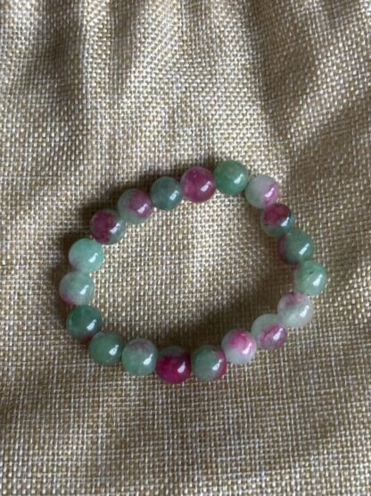 Bracelet en jade rose et vert – Artisanat du Togo – Image 2