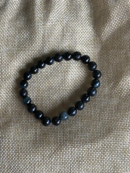 Bracelet en œil de faucon – Artisanat du Togo – Image 2