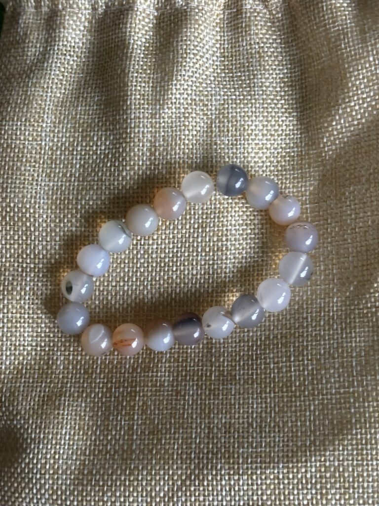 Bracelet en agate grise – Artisanat du Togo